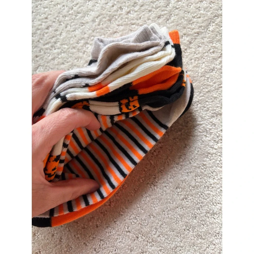 Hyde & EEK Boutique Halloween Low Cut Socks 6 Pairs Orange‎ Black Pumpkin 4-10